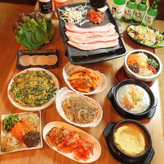 韓国家庭料理を堪能♪ 平日限定の飲み放題！