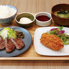 牛たんとカニクリームコロッケ定食