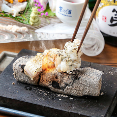 名残り鱧と国産鰻の備長炭焼き　～焼き雲丹と粒山椒～