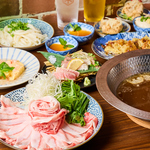 愛媛の郷土料理や食材を使ったお料理に加え、季節の彩りから定番料理までご堪能いただけます。