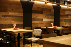 Bistro LAVAROCK 丸の内の雰囲気1