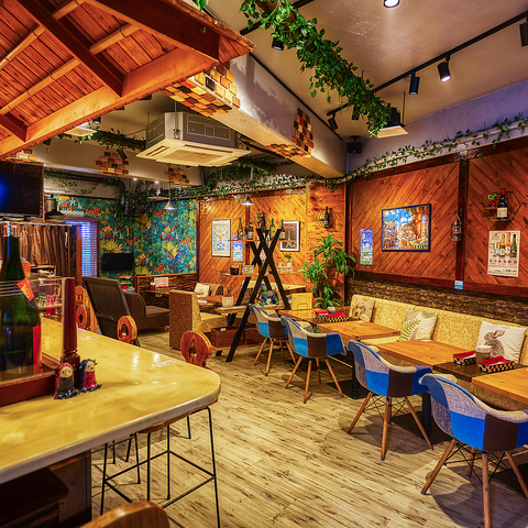 南国感ただようお洒落ダイニング＆カフェ♪オトクなメニューを豊富にラインナップ◎