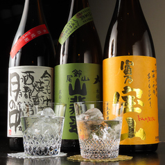 希少な日本酒から山崎・白州まで。充実のラインナップ