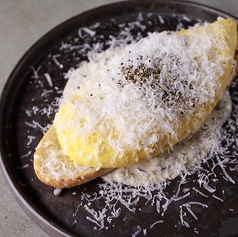 ふわとろトリュフオムレツのブルスケッタ