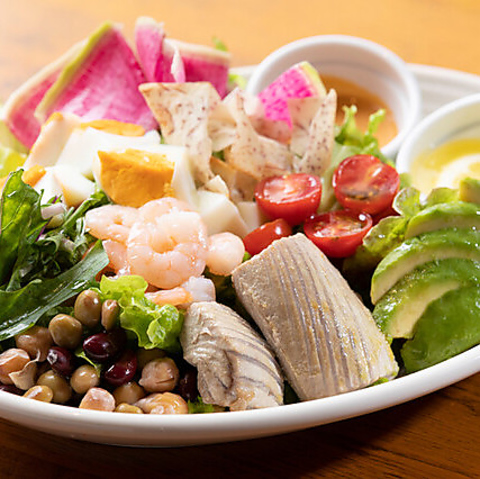 【所沢駅徒歩1分】まるでハワイ！懐かしく温かい気持ちになれる本格ハワイアン料理店