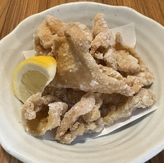 鶏皮カリカリ揚げ