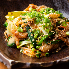 ごま油薫る！豚ニラキムチ炒め