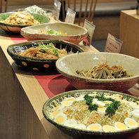 その日に撮れた都野菜を用いた、京のおばんざい