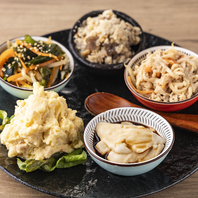 【彩り鮮やか】季節を味わうおばんざい盛り合わせ