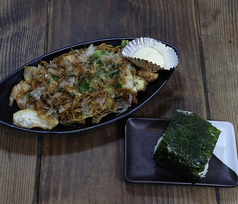 選べる焼きそばとおにぎりセット