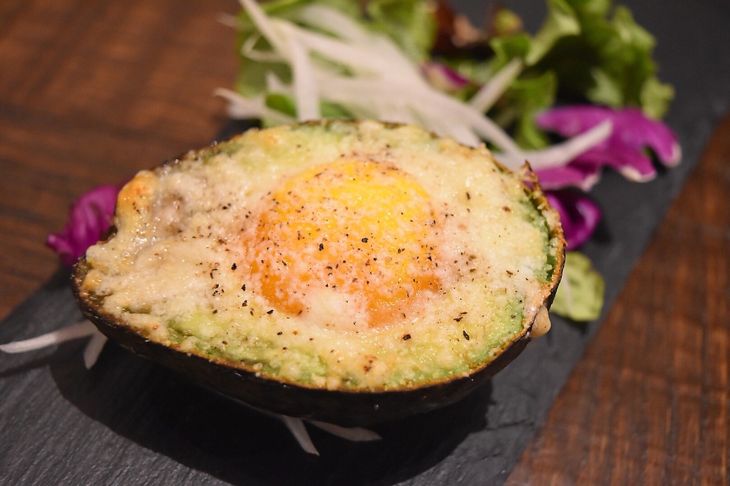 アボカドチーズエッグ