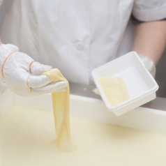 自社工房製の新鮮なくみあげゆばがオススメ！