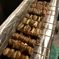 店主が手刺しで準備した焼鳥