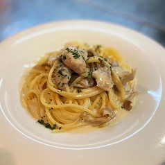 牡蠣とキノコのクリームスパゲッティ