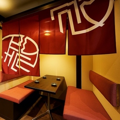 ●半個室BOX席●3名様から4名様利用の『半個室BOX席』は予約必須です！語らいながらたまご料理とお酒を楽しみたい方のためのお席です。