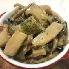 3種キノコのガーリックオイル漬け