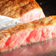 多彩な厳選肉をご堪能頂ける食通ご用達の老舗焼肉店