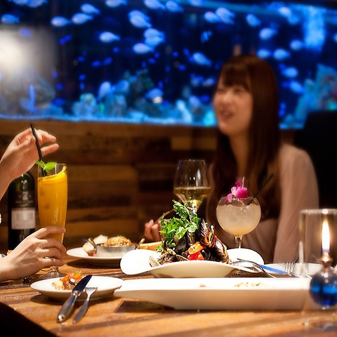 アクアリウムダイニング 新宿 ライム Lime 新宿東口 ダイニングバー バル ネット予約可 ホットペッパーグルメ