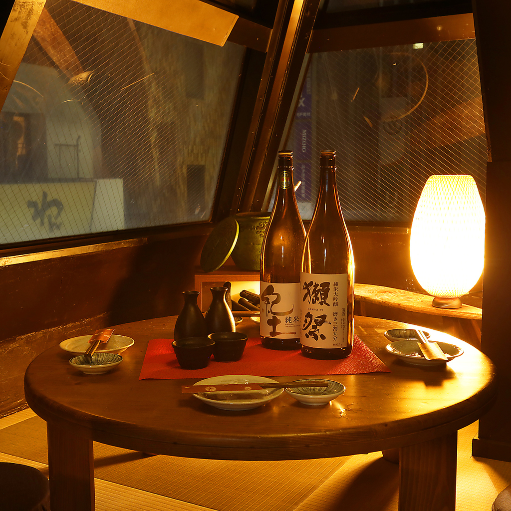 ●～お外が見える～ 座敷 ・ フラット個室●ご接待やお仲間飲みなどで。３～６名。