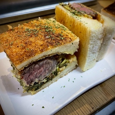 絶品和牛のヘレカツサンド