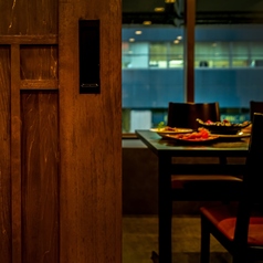 半個室（4名～10名まで利用可能です）