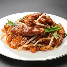 広東風牛肉入り焼きフォー