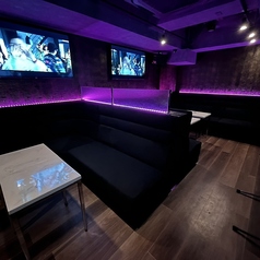 AmusementBAR NEIGHBORHOOD アミューズメントバーネイバーフッドの雰囲気1