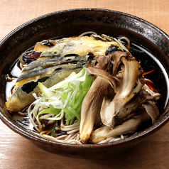 秋ナスの天ぷらとキノコ蕎麦