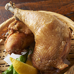 丸鶏料理と濃厚水炊き鍋 鳥肌の特集写真