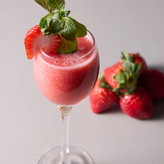 旬のフルーツのスムージーカクテル