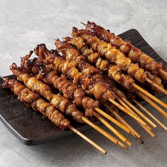 名物！ぐるぐる鶏皮巻き串