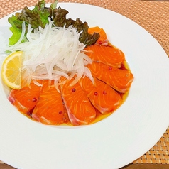 とろサーモンのカルパッチョ