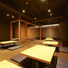 丸鶏料理と濃厚水炊き鍋 鳥肌の特集写真