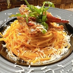 パスタも数種類ご用意。ランチメニュー限定のパスタもございます