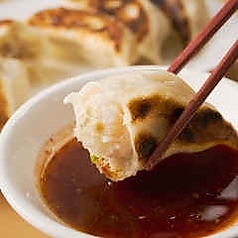 【プリプリ食感】海老焼き餃子（ニラ/ニンニクなし）　6個　の写真