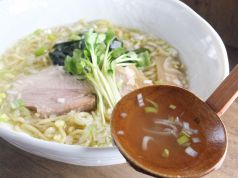 羅白塩(塩ラーメン)