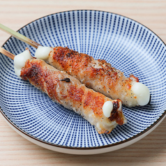 肉巻きモッツアレラ串