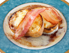 ベーコンのせクロスティーニ