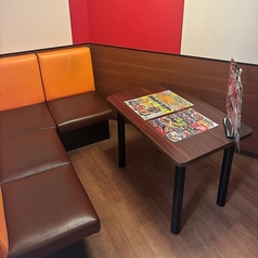 【5名様個室】少人数でも利用しやすい！※提供資料に具体的な記載がないため、内観の雰囲気のみで作成しました。心地よい空間でリラックスしてお過ごしいただけます。2次会などにもぜひご利用ください。持ち込みOK！(No.4.7.11.12.13.14.22.23.24.25)