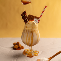 オリジナルのカフェも充実