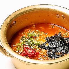 韓国辛ラーメン