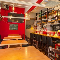 湯島 ワンズラクレット 世界のチーズ酒場の雰囲気3