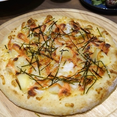 明太もちポテトピザ