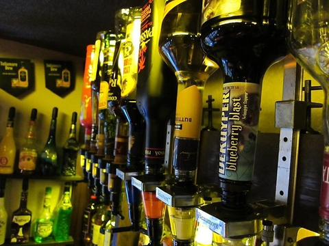 �u���[�}�[�P�b�g Blue-market �{�X