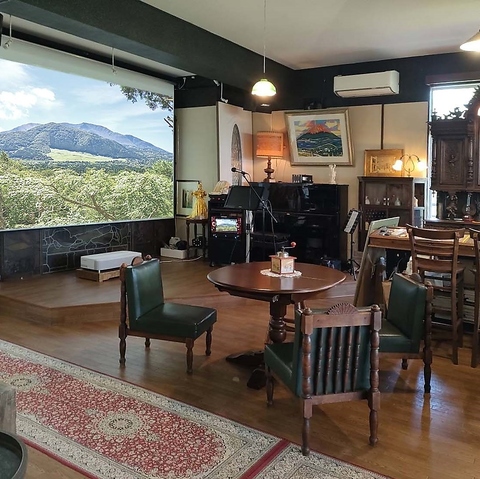 SOUND MUSIC GARDEN TEh~[WbNK[f