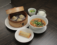 Lop-Nor ロプノールのおすすめランチ1