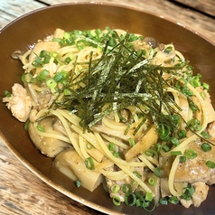 鶏とキノコの和風バター醤油