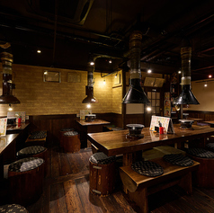 七輪焼肉 酒家 炭小屋 河原町店の雰囲気2