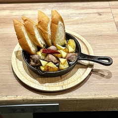 砂ズリのアヒージョ
