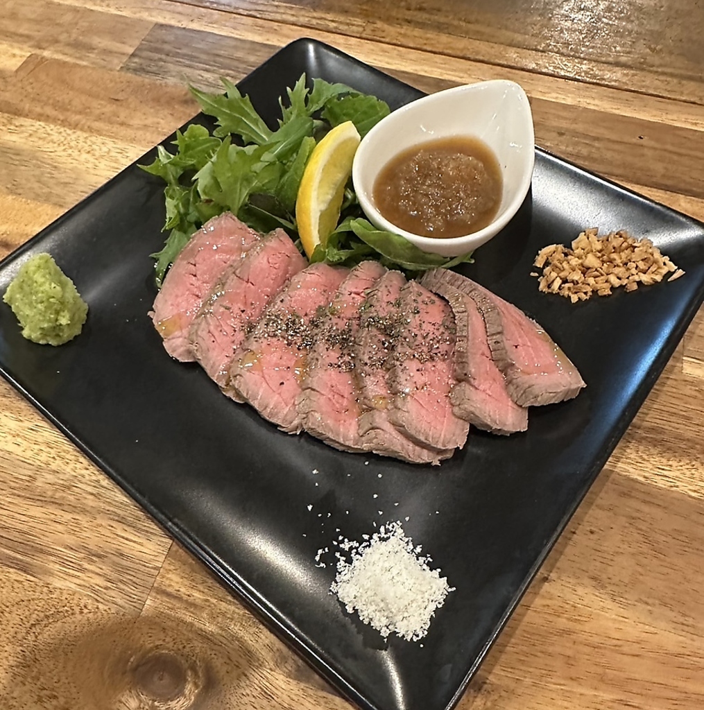 こだわりの柔らかローストビーフ